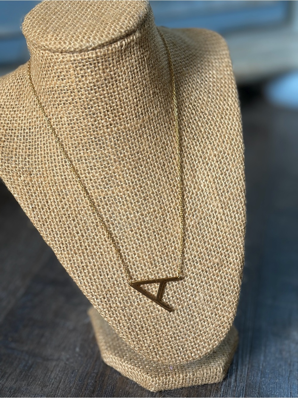 Minimal Gold Letter 'A' Pendant Necklace - never worn